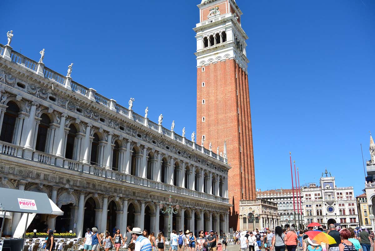 Площа святого Марка в Венеції опис характеристика архітектура відпочинок туризм що варто подивитись огляд яка країна визначні місця St. Mark's Square Venice Italy 