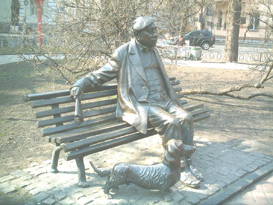Пам'ятник Миколі Яковченку у Києві