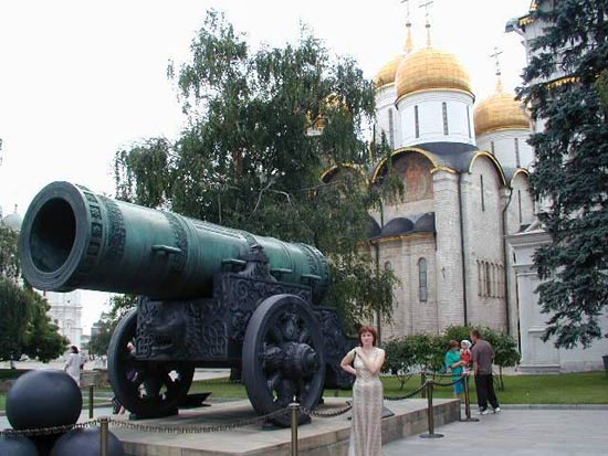Цар-гармата у Москві, Росія