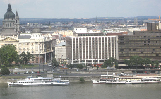 Транспорт Угорщини річковий транспорт Будапешт екскурсії по Дунаю теплоходи Transport of Hungary